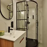 Tintura By Bast 143 - Antresola Off Piotrkowska 143 Ec1 Stajnia Jednorozca Winda Parking Platny Orientarium, Hopa Lupa Atlas Arena Apartment *