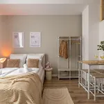 Tintura By Bast 143 - Antresola Off Piotrkowska 143 Ec1 Stajnia Jednorozca Winda Parking Platny Orientarium, Hopa Lupa Atlas Arena Apartment *