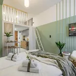 Apartment Tintura By Bast 143 - Antresola Off Piotrkowska 143 Ec1 Stajnia Jednorozca Winda Parking Platny Orientarium, Hopa Lupa Atlas Arena *