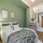 Apartment Tintura By Bast 143 - Antresola Off Piotrkowska 143 Ec1 Stajnia Jednorozca Winda Parking Platny Orientarium, Hopa Lupa Atlas Arena Lodz