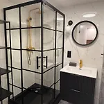 Tintura By Bast 143 - Antresola Off Piotrkowska 143 Ec1 Stajnia Jednorozca Winda Parking Platny Orientarium, Hopa Lupa Atlas Arena Apartment *