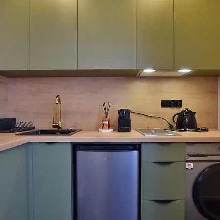 Апартаменты Tintura By Bast 143 - Antresola Off Piotrkowska 143 Ec1 Stajnia Jednorozca Winda Parking Platny Orientarium, Hopa Lupa Atlas Arena *