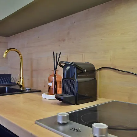 Апартаменты Tintura By Bast 143 - Antresola Off Piotrkowska 143 Ec1 Stajnia Jednorozca Winda Parking Platny Orientarium, Hopa Lupa Atlas Arena