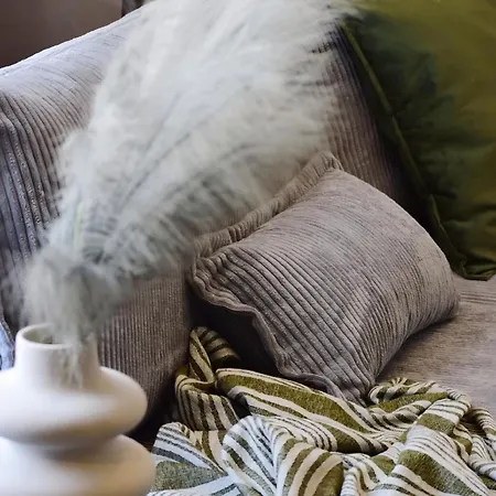 Апартаменты Tintura By Bast 143 - Antresola Off Piotrkowska 143 Ec1 Stajnia Jednorozca Winda Parking Platny Orientarium, Hopa Lupa Atlas Arena Лодзь