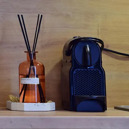 Tintura By Bast 143 - Antresola Off Piotrkowska 143 Ec1 Stajnia Jednorozca Winda Parking Platny Orientarium, Hopa Lupa Atlas Arena *