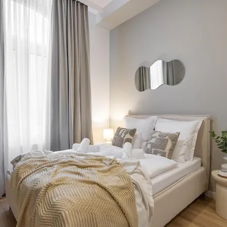 Апартаменты Tintura By Bast 143 - Antresola Off Piotrkowska 143 Ec1 Stajnia Jednorozca Winda Parking Platny Orientarium, Hopa Lupa Atlas Arena