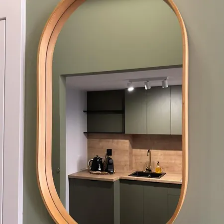 Апартаменты Tintura By Bast 143 - Antresola Off Piotrkowska 143 Ec1 Stajnia Jednorozca Winda Parking Platny Orientarium, Hopa Lupa Atlas Arena *