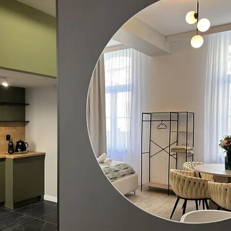 Tintura By Bast 143 - Antresola Off Piotrkowska 143 Ec1 Stajnia Jednorozca Winda Parking Platny Orientarium, Hopa Lupa Atlas Arena Апартаменты Лодзь