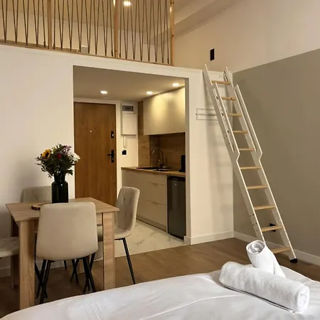 Tintura By Bast 143 - Antresola Off Piotrkowska 143 Ec1 Stajnia Jednorozca Winda Parking Platny Orientarium, Hopa Lupa Atlas Arena * Лодзь