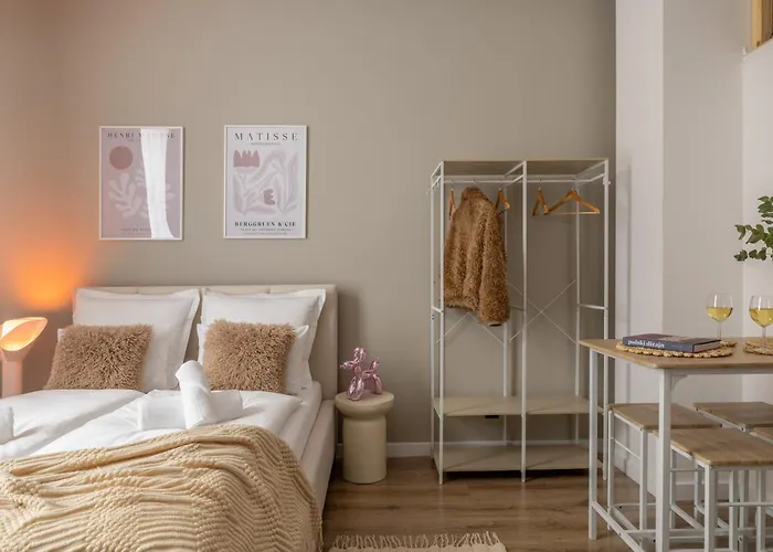 Tintura By Bast 143 - Antresola Off Piotrkowska 143 Ec1 Stajnia Jednorozca Winda Parking Platny Orientarium, Hopa Lupa Atlas Arena Lejlighed Łódź