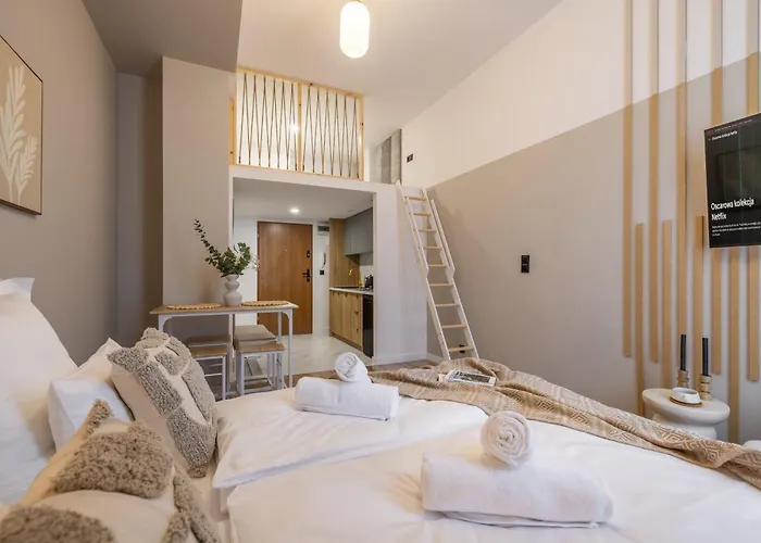 Tintura By Bast 143 - Antresola Off Piotrkowska 143 Ec1 Stajnia Jednorozca Winda Parking Platny Orientarium, Hopa Lupa Atlas Arena * Łódź