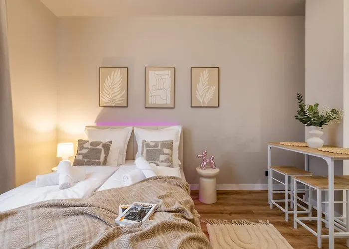 Lejlighed Tintura By Bast 143 - Antresola Off Piotrkowska 143 Ec1 Stajnia Jednorozca Winda Parking Platny Orientarium, Hopa Lupa Atlas Arena Łódź