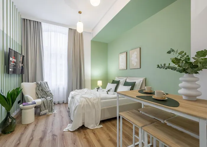 Tintura By Bast 143 - Antresola Off Piotrkowska 143 Ec1 Stajnia Jednorozca Winda Parking Platny Orientarium, Hopa Lupa Atlas Arena Lejlighed Łódź