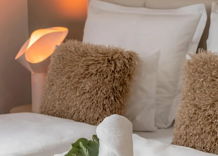 Tintura By Bast 143 - Antresola Off Piotrkowska 143 Ec1 Stajnia Jednorozca Winda Parking Platny Orientarium, Hopa Lupa Atlas Arena