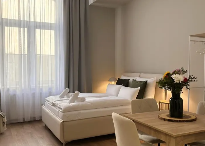 Tintura By Bast 143 - Antresola Off Piotrkowska 143 Ec1 Stajnia Jednorozca Winda Parking Platny Orientarium, Hopa Lupa Atlas Arena Lejlighed